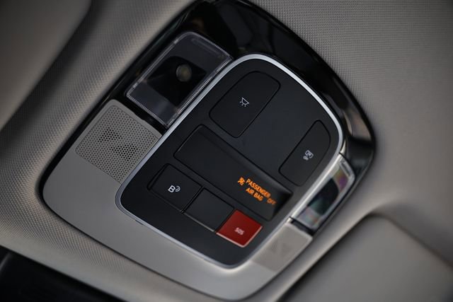 Certified 2025 Hyundai Tucson SE FWD image 40