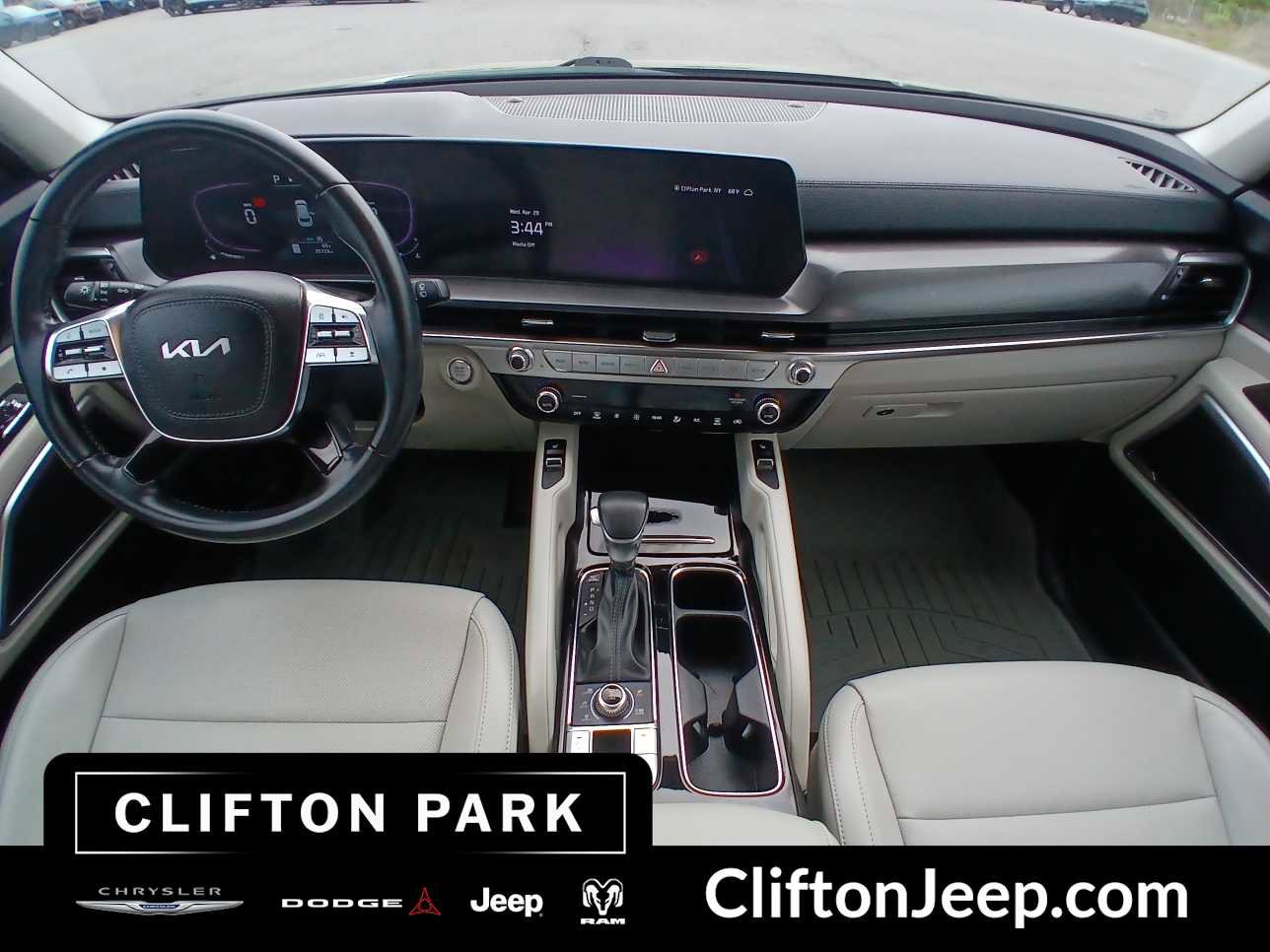Used 2024 Kia Telluride S AWD/4WD image 18