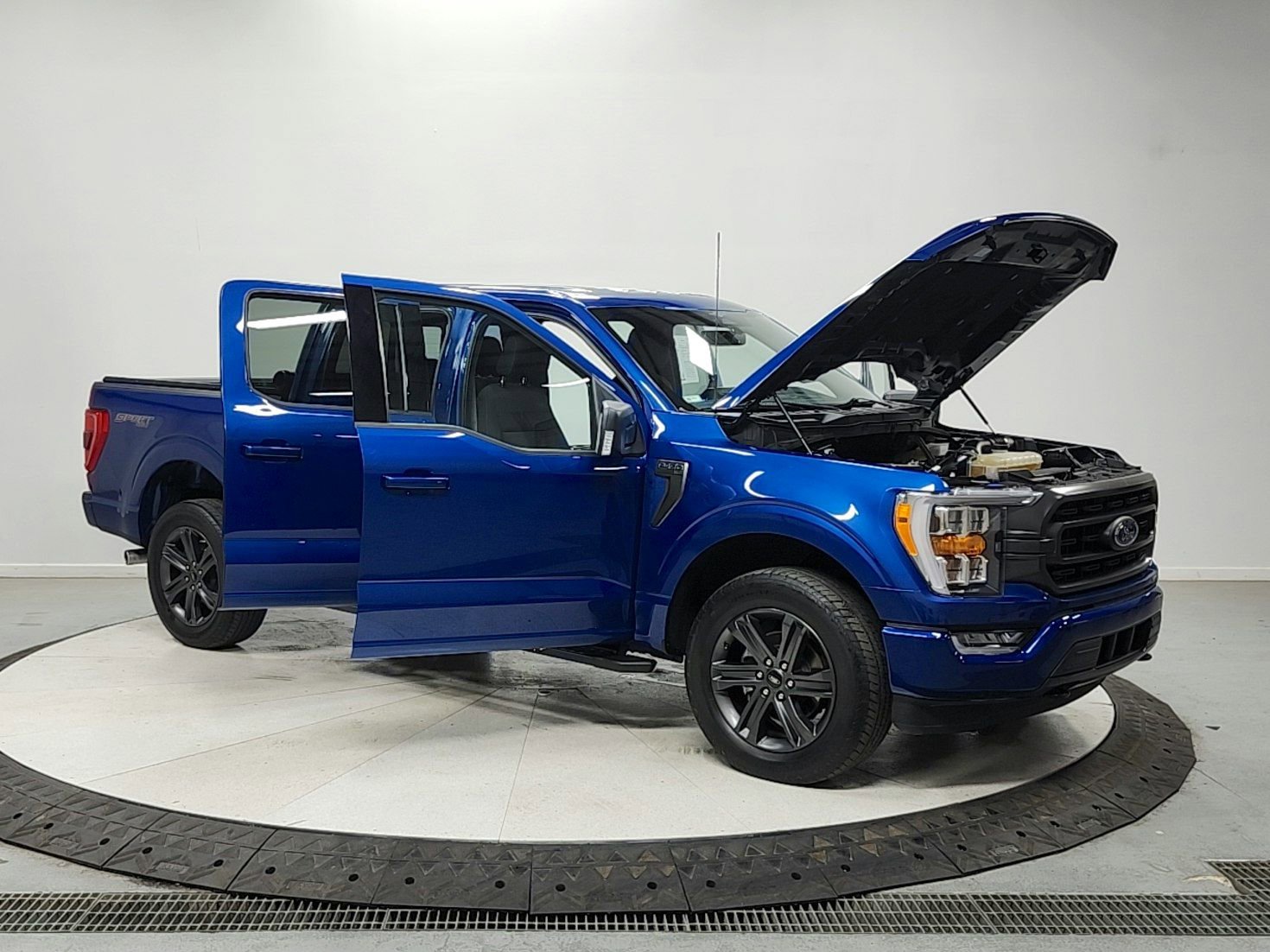 Used 2023 Ford F150 XLT w/ Equipment Group 302A High AWD/4WD image 9