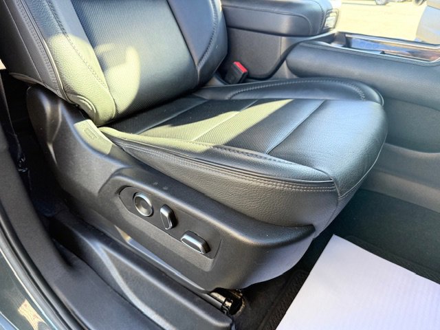 Used 2021 GMC Yukon Denali w/ Denali Ultimate Package image 23