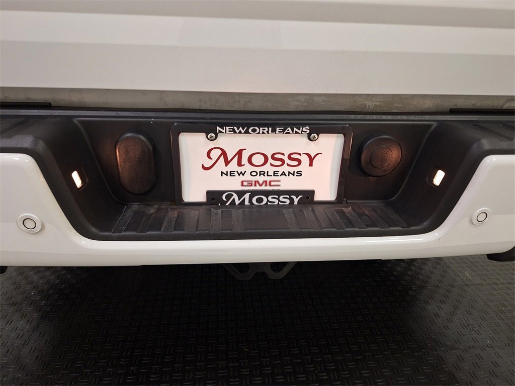 Used 2022 Chevrolet Colorado LT w/ Fleet Safety Package image 27