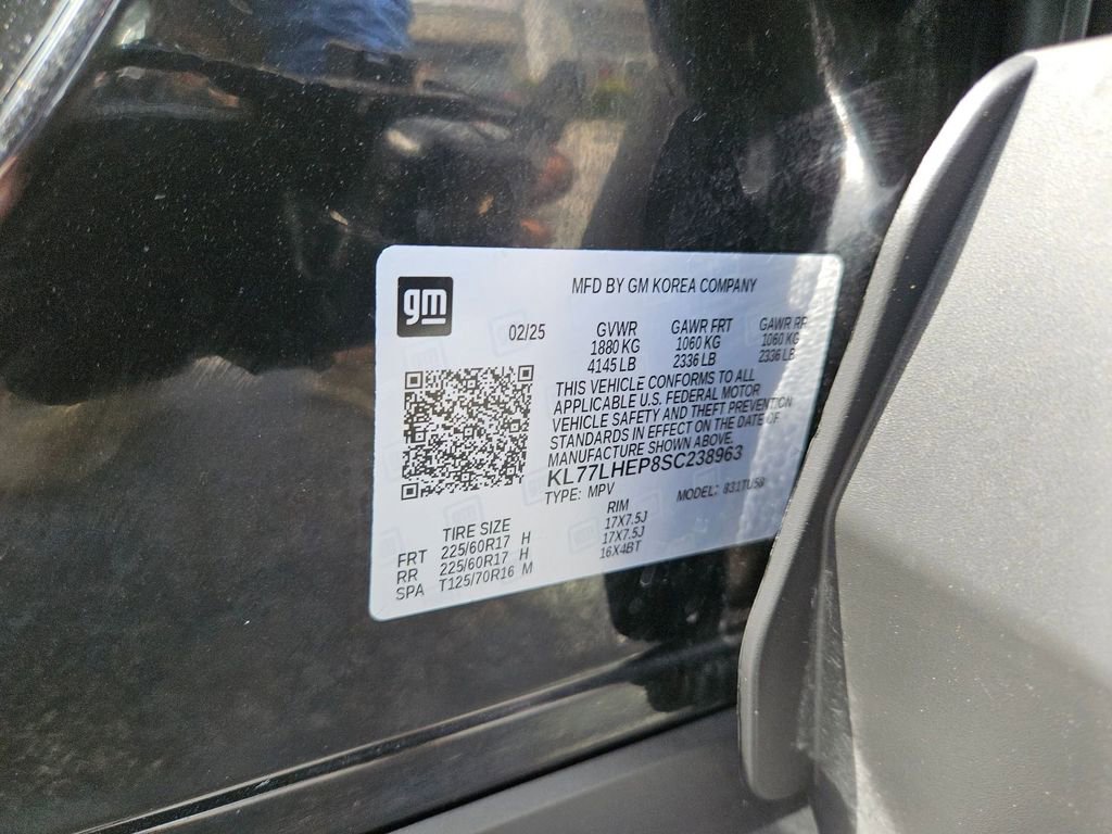 Used 2025 Chevrolet Trax LT w/ LT Convenience Package FWD image 31