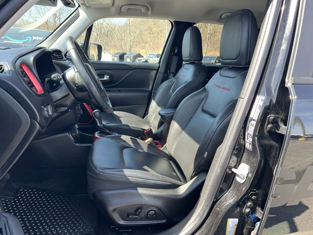 Used 2022 Jeep Renegade Trailhawk image 15