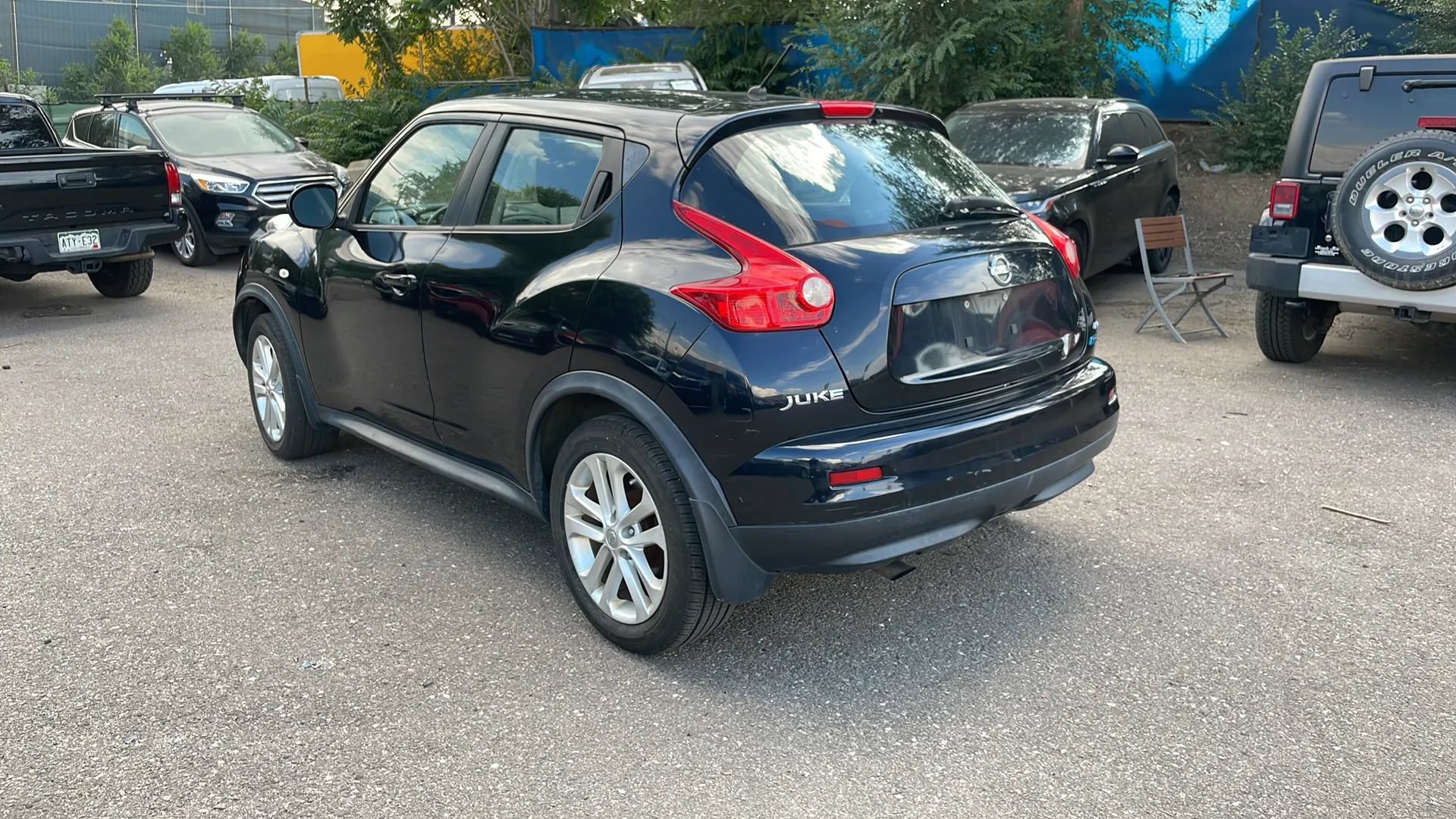 Used 2013 Nissan Juke S AWD/4WD image 3