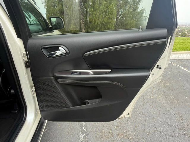 Used 2017 Dodge Journey Crossroad FWD image 14