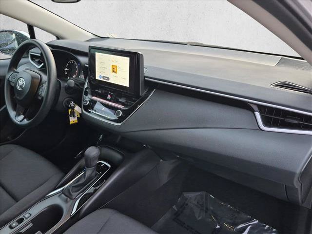 Used 2025 Toyota Corolla LE FWD image 20