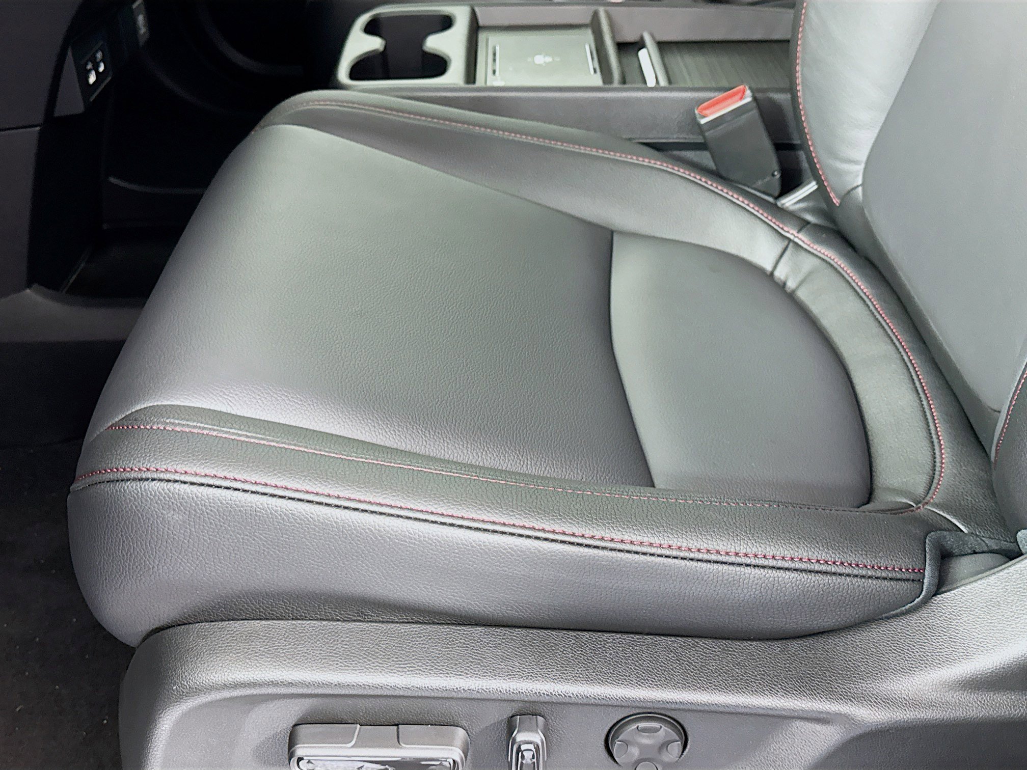 New 2026 Honda Odyssey Sport-L image 18