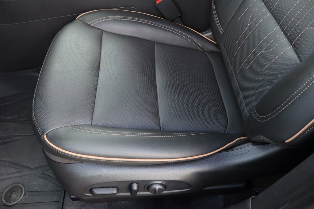 Certified 2025 Buick Envista Avenir FWD image 20