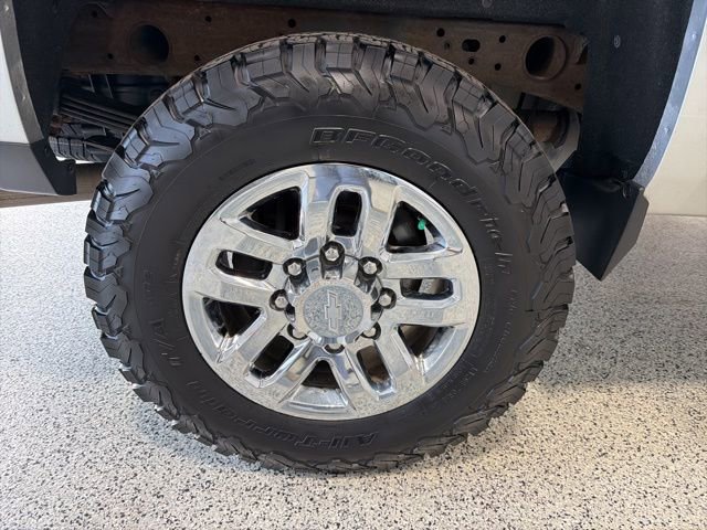 Used 2016 Chevrolet Silverado 2500 LT w/ LT Convenience Package image 35