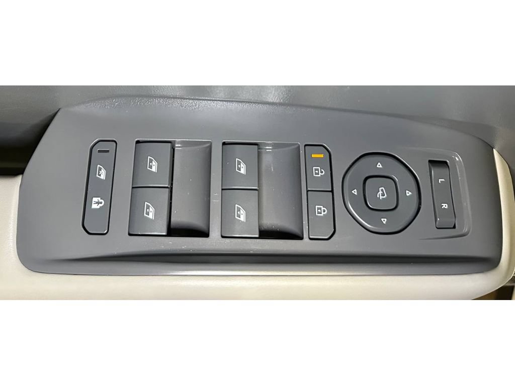 Used 2026 Kia EV9 Wind AWD/4WD image 36