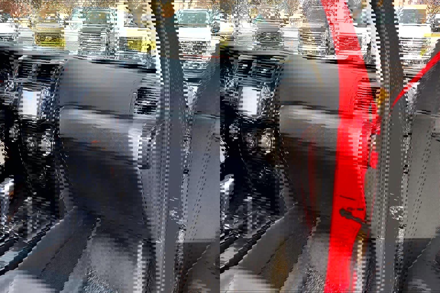 Used 2017 Toyota 4Runner TRD Off-Road Premium image 18