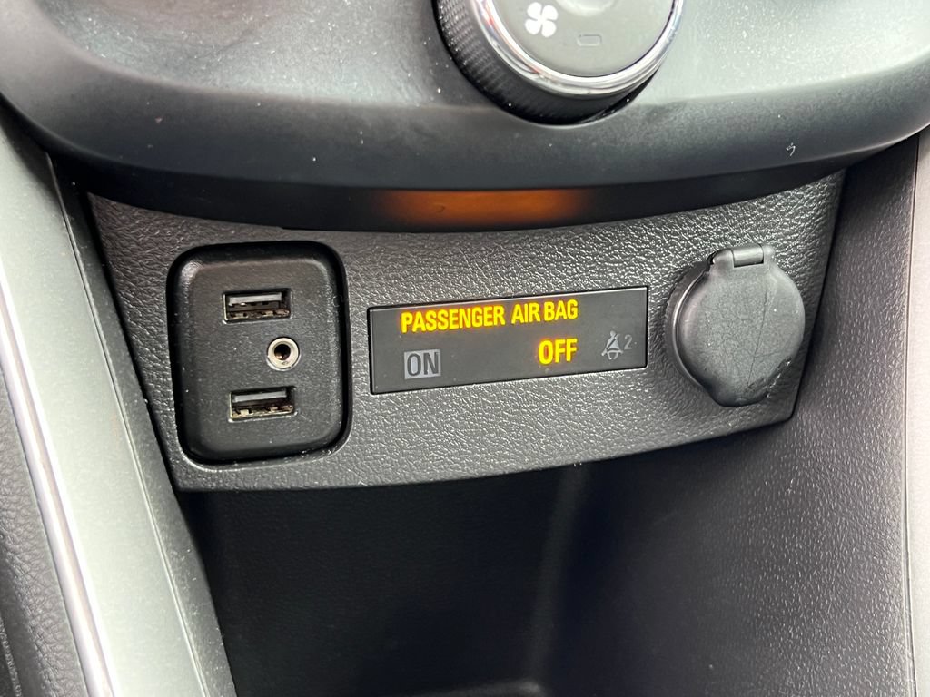 Used 2020 Chevrolet Trax LT w/ Driver Confidence Package FWD image 30
