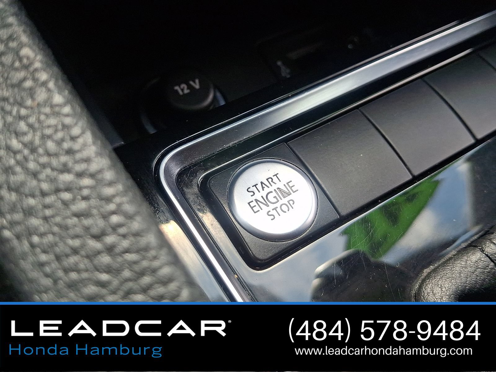 Used 2017 Volkswagen Jetta SEL FWD image 25