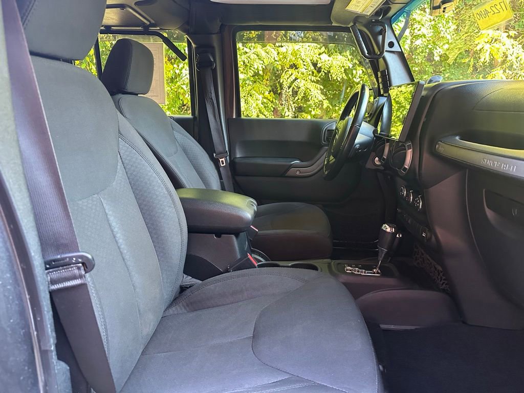 Used 2017 Jeep Wrangler Unlimited Sport w/ Quick Order Package 24S image 13