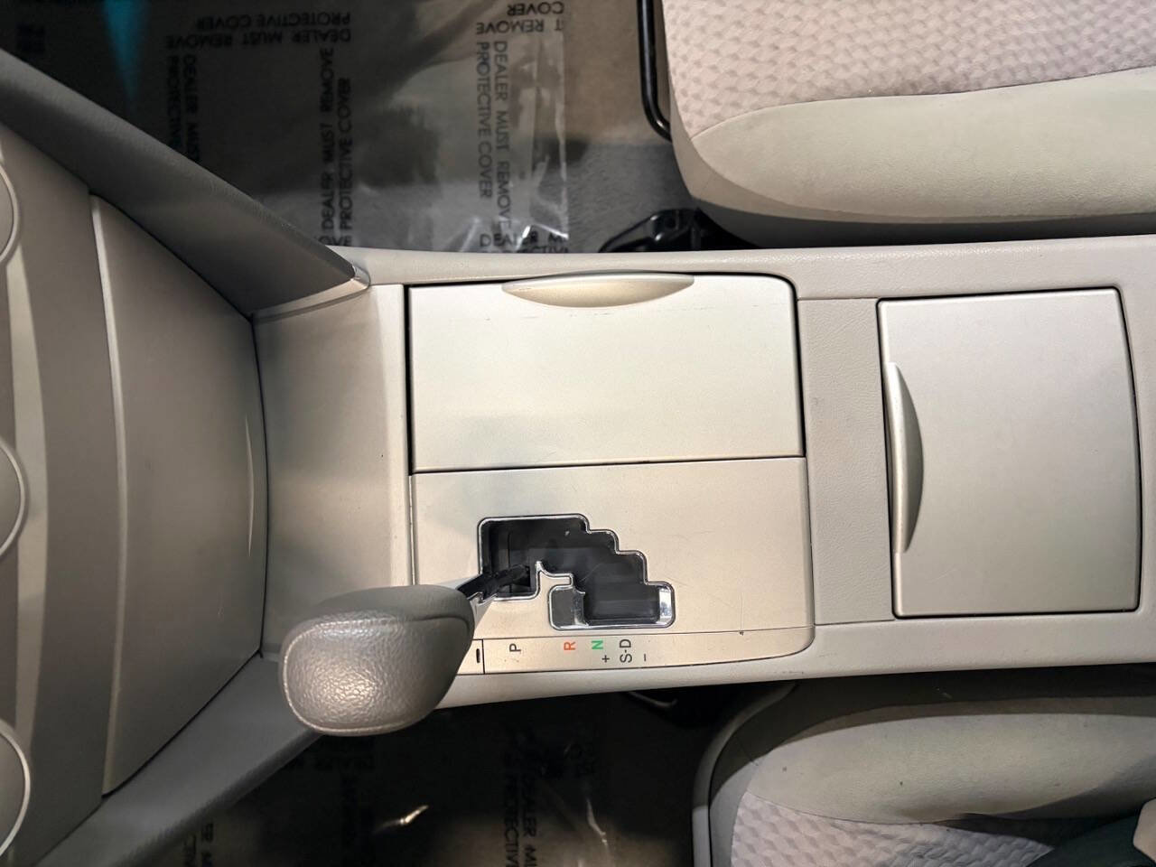 Used 2011 Toyota Camry LE image 16