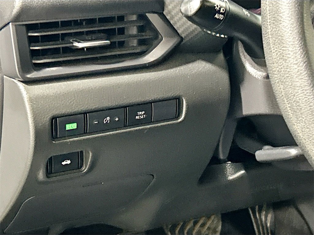 Used 2024 Nissan Sentra S image 8