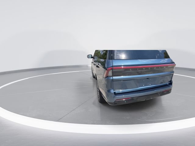 New 2027 Lincoln Navigator L Reserve AWD/4WD image 2