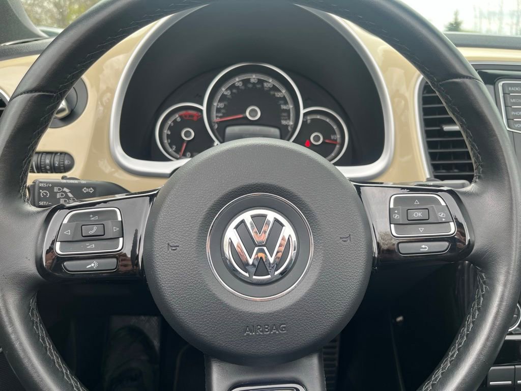 Used 2019 Volkswagen Beetle 2.0T Final Edition SEL FWD image 27