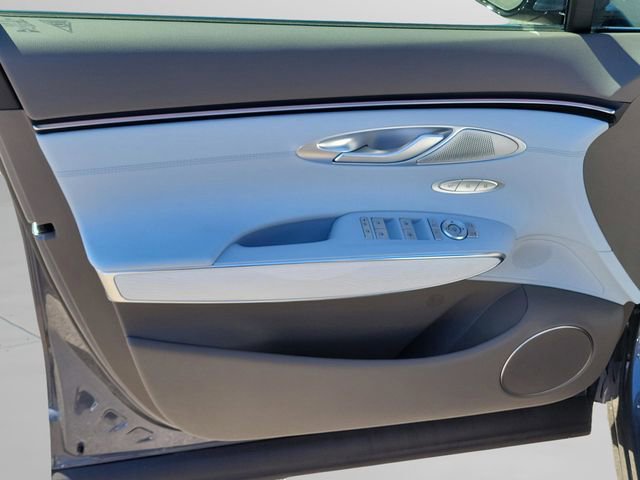 New 2026 Genesis GV70 2.5T Advanced image 25