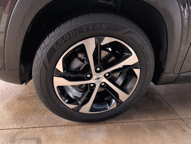 Certified 2024 Chevrolet Trax RS w/ Sunroof Package image 26