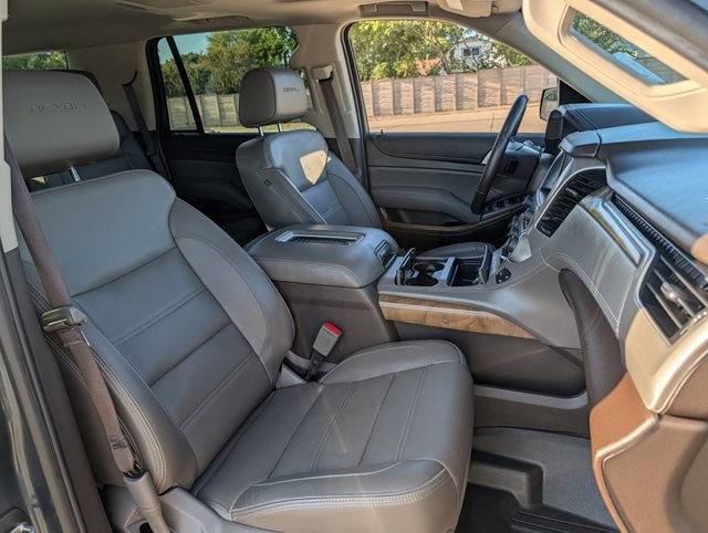 Used 2020 GMC Yukon Denali w/ Denali Ultimate Package AWD/4WD image 26