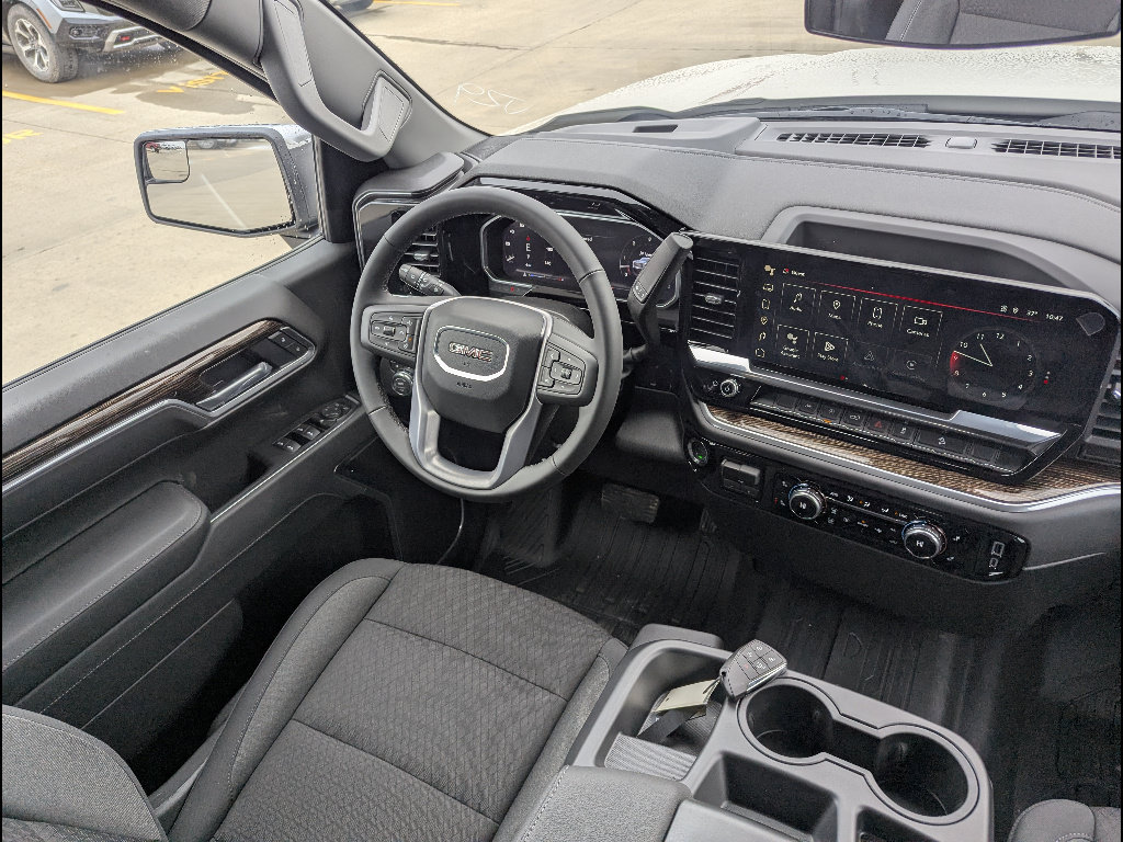 New 2026 GMC Sierra 1500 SLE w/ X31 Off-Road Package AWD/4WD image 19