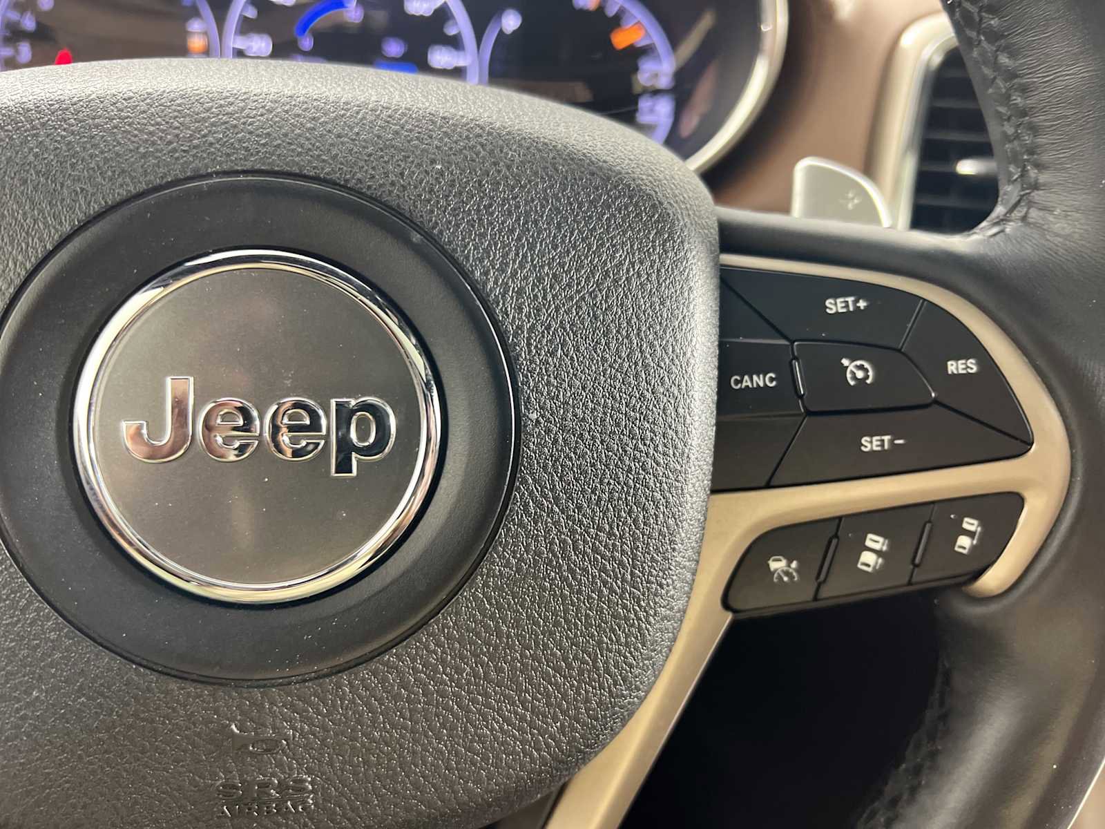 Used 2017 Jeep Grand Cherokee Summit w/ Platinum Series Group AWD/4WD image 10