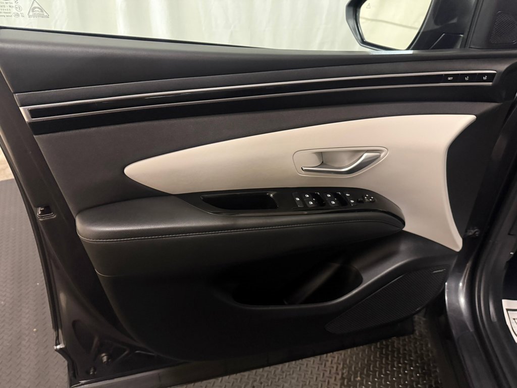 Used 2023 Hyundai Tucson Limited image 22