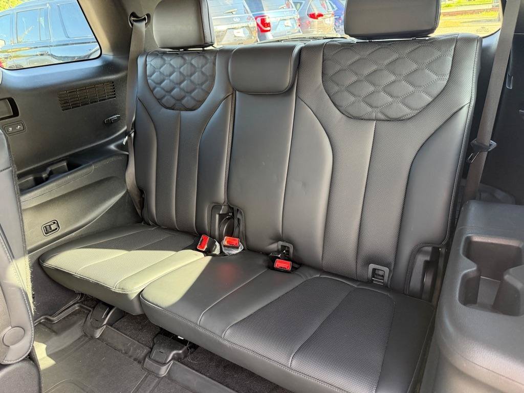Used 2021 Hyundai Palisade Limited FWD image 14