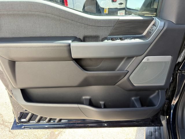 Used 2024 Ford F150 Lightning Lariat AWD/4WD image 23