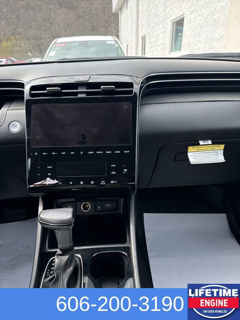 Used 2024 Hyundai Santa Cruz Limited image 14