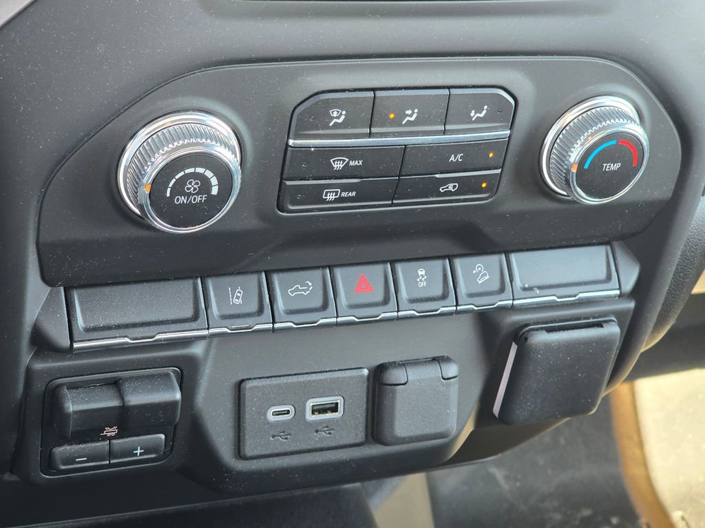 Certified 2024 GMC Sierra 2500 Pro w/ Convenience Package image 16