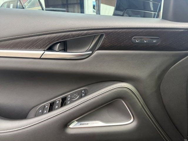 Used 2023 INFINITI QX60 Sensory w/ Cargo Package AWD/4WD image 4