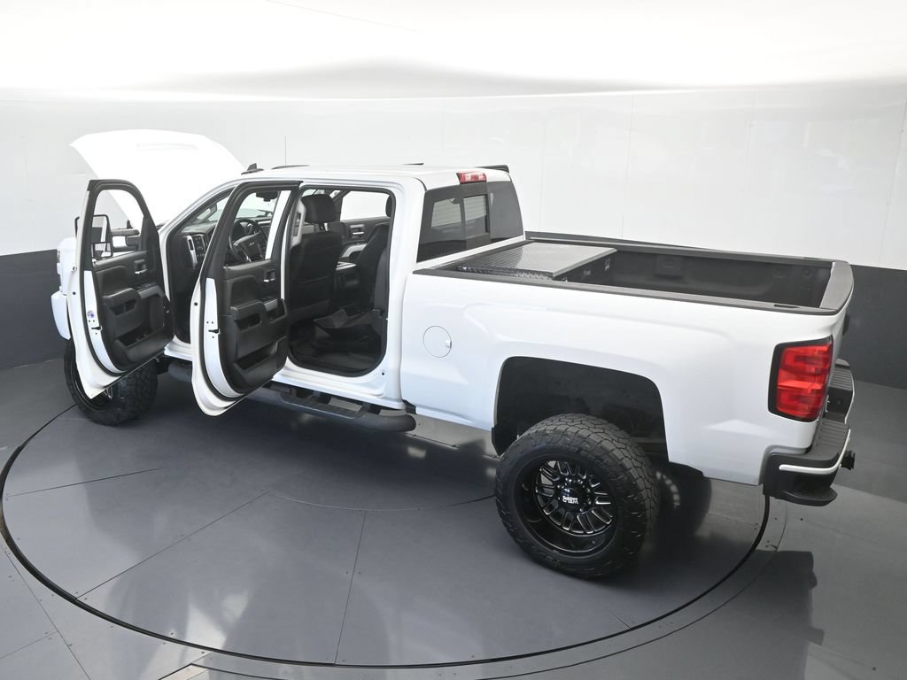 Used 2018 Chevrolet Silverado 2500 LTZ w/ Duramax Plus Package AWD/4WD image 75