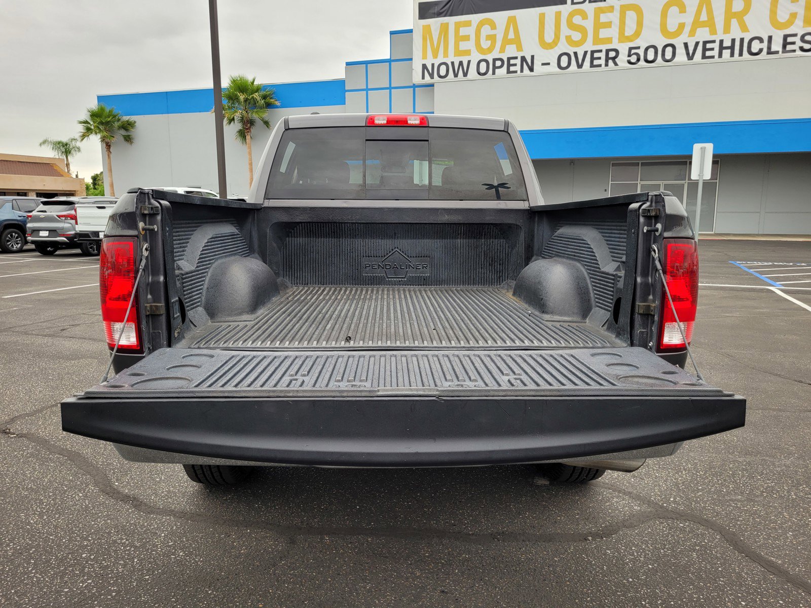 Used 2018 RAM 1500 Classic SLT AWD/4WD image 27