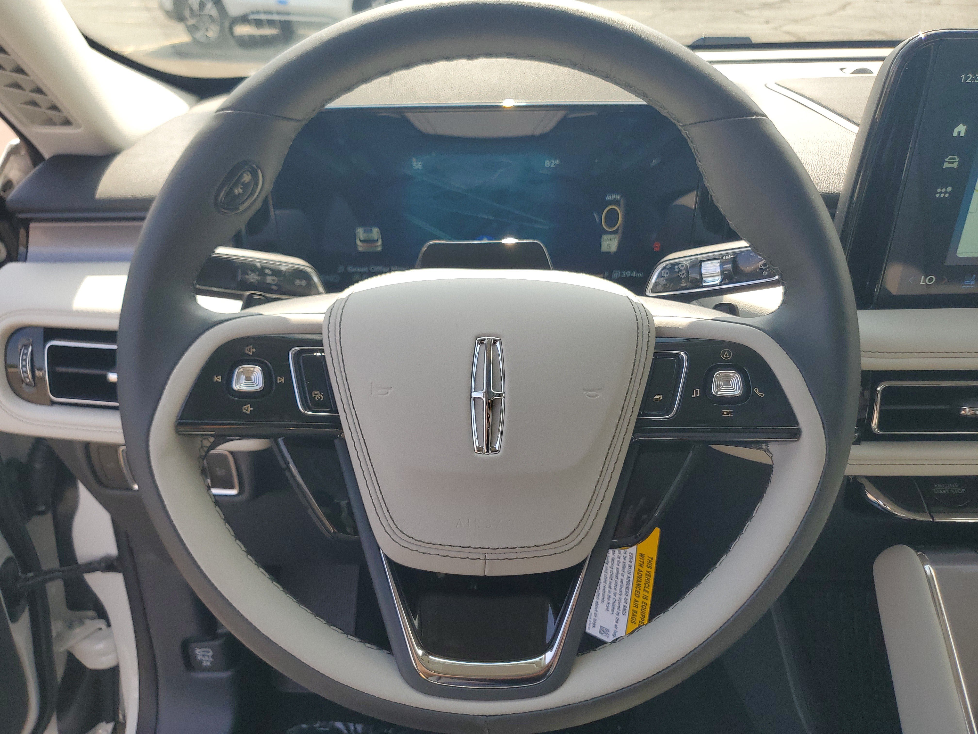 New 2027 Lincoln Aviator AWD image 14