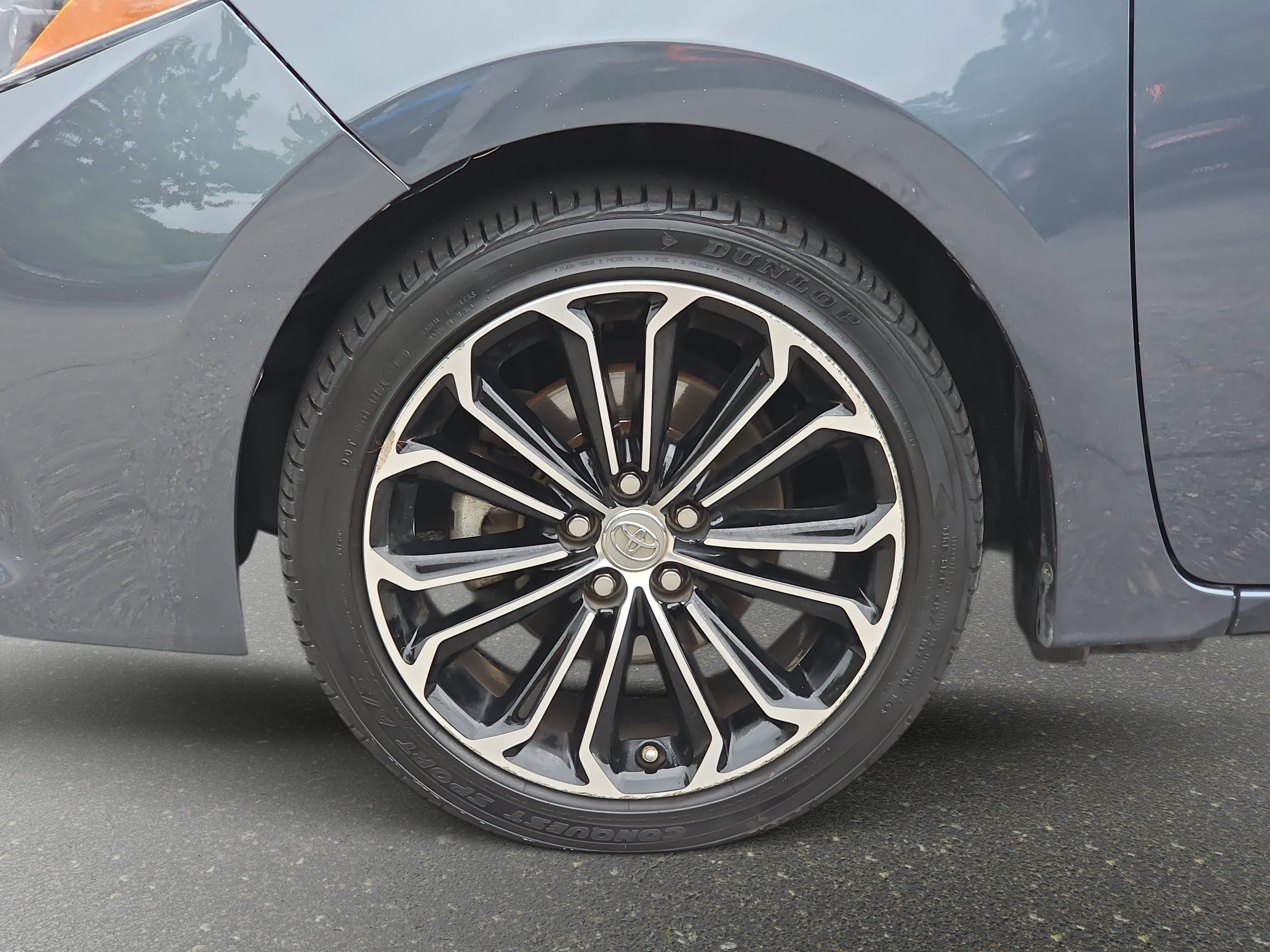 Used 2015 Toyota Corolla S FWD image 28