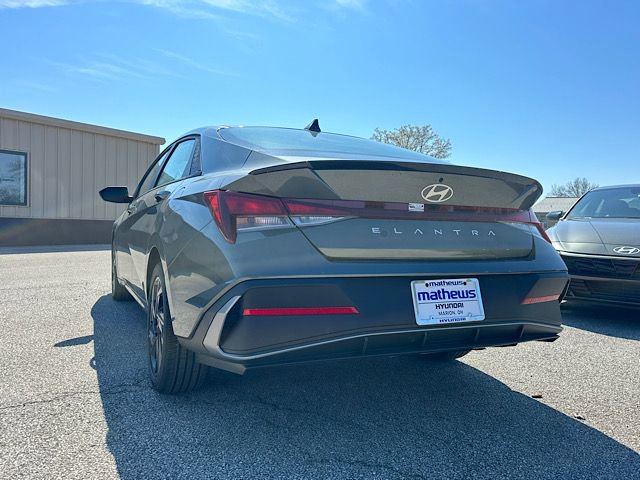 New 2026 Hyundai Elantra Sport image 5