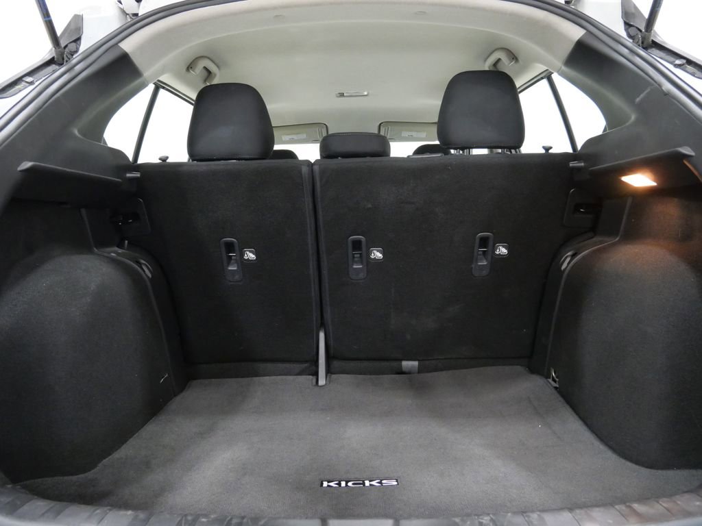 Used 2023 Nissan Kicks SV w/ Interior Electronics Package image 23