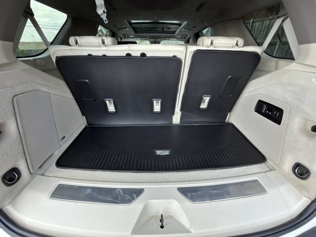 Used 2023 Cadillac Escalade Sport Platinum w/ LPO, Floor Liner Package AWD/4WD image 36