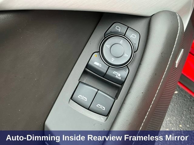Used 2016 Chevrolet Camaro SS RWD image 15
