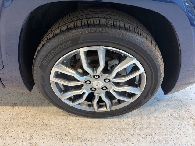 Used 2023 GMC Terrain Denali image 11