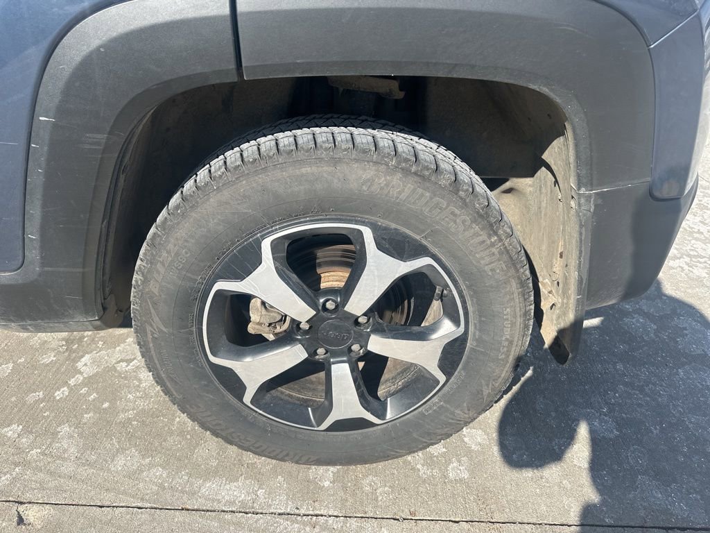 Used 2022 Jeep Renegade Trailhawk w/ Sun/Sound Group image 7