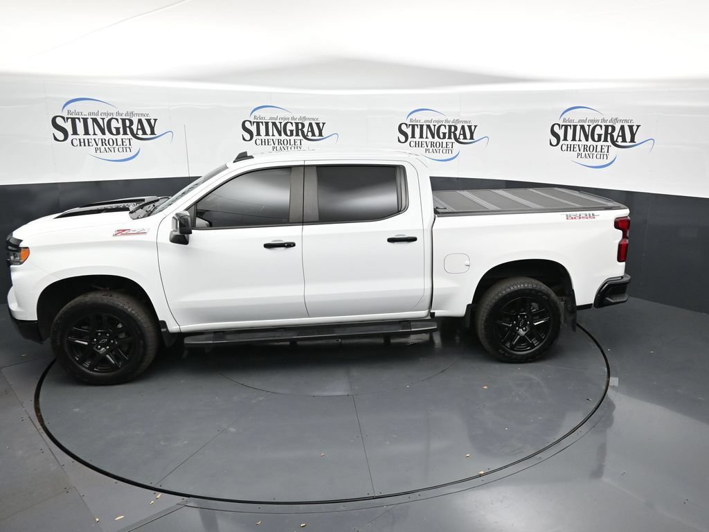 Used 2022 Chevrolet Silverado 1500 LT Trail Boss w/ LPO, Dark Essentials Package AWD/4WD image 21