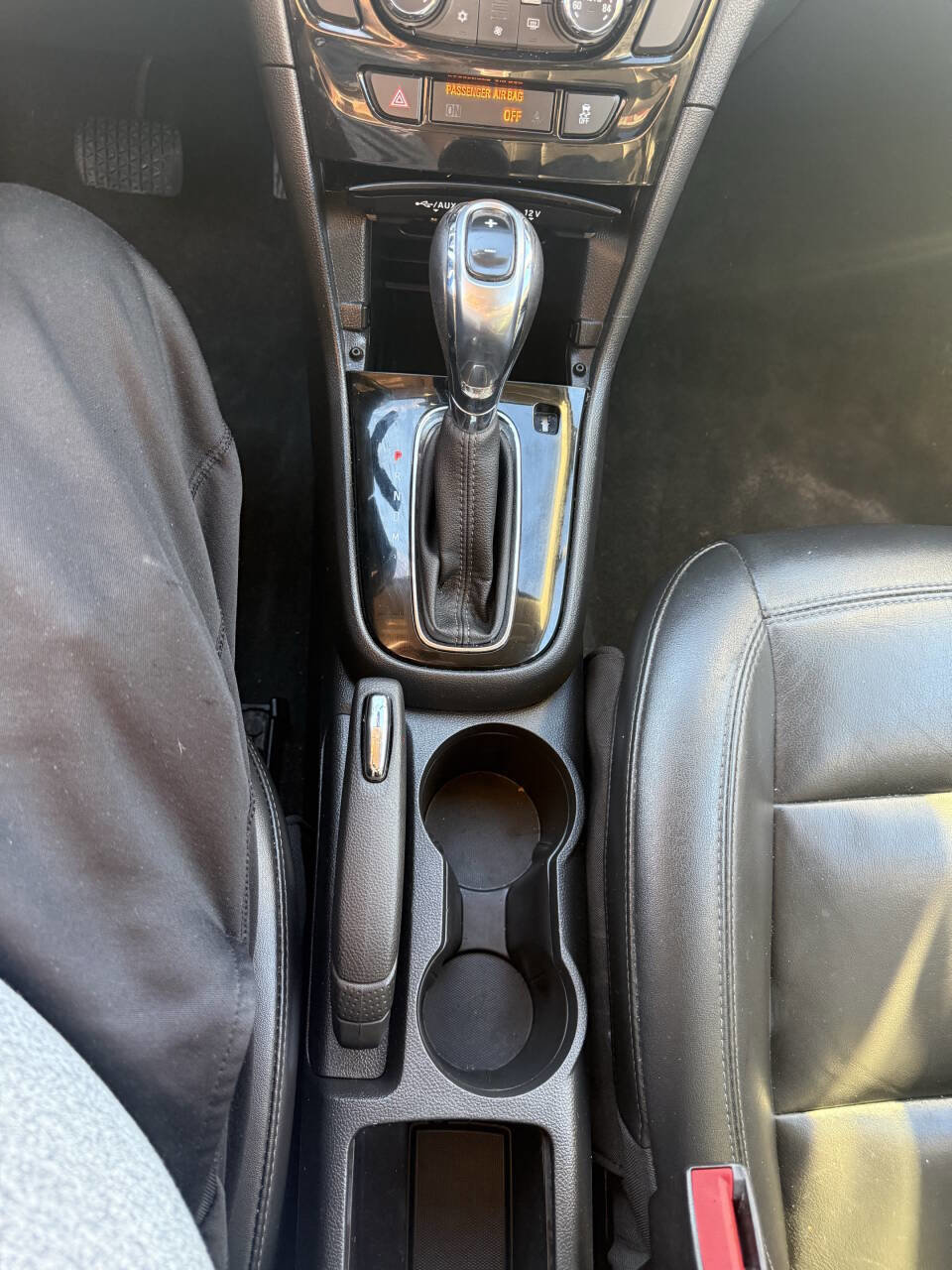Used 2017 Buick Encore Essence FWD image 16