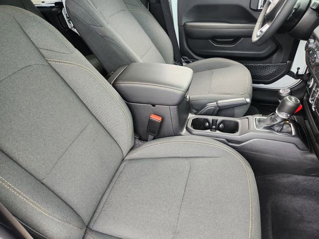 Certified 2026 Jeep Wrangler Sahara AWD/4WD image 14