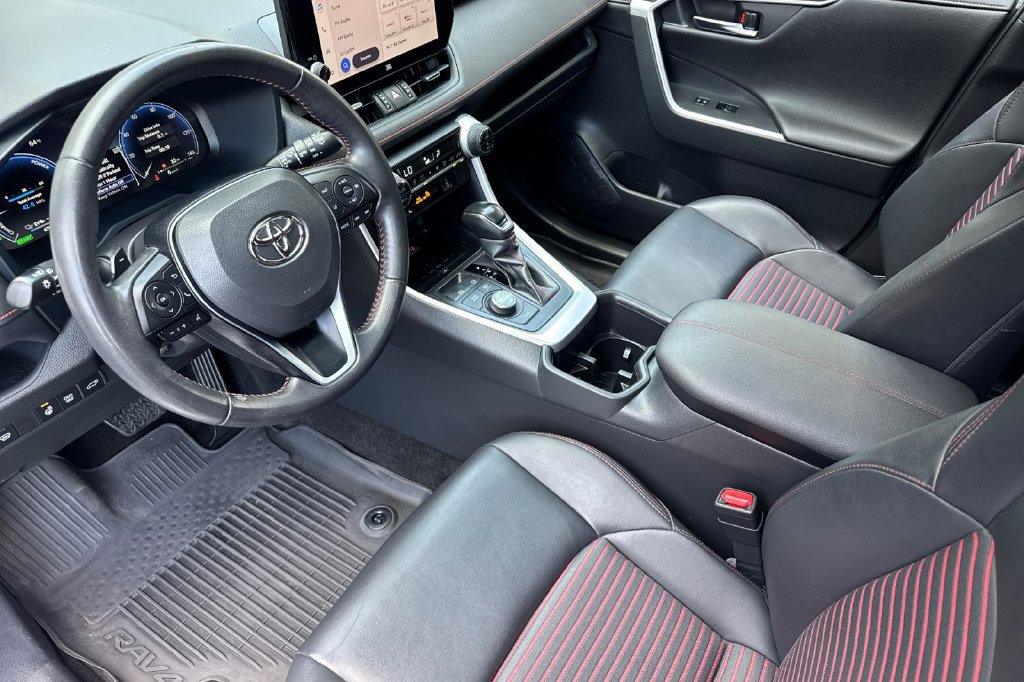 Certified 2023 Toyota RAV4 XSE w/ Weather Package AWD/4WD image 9