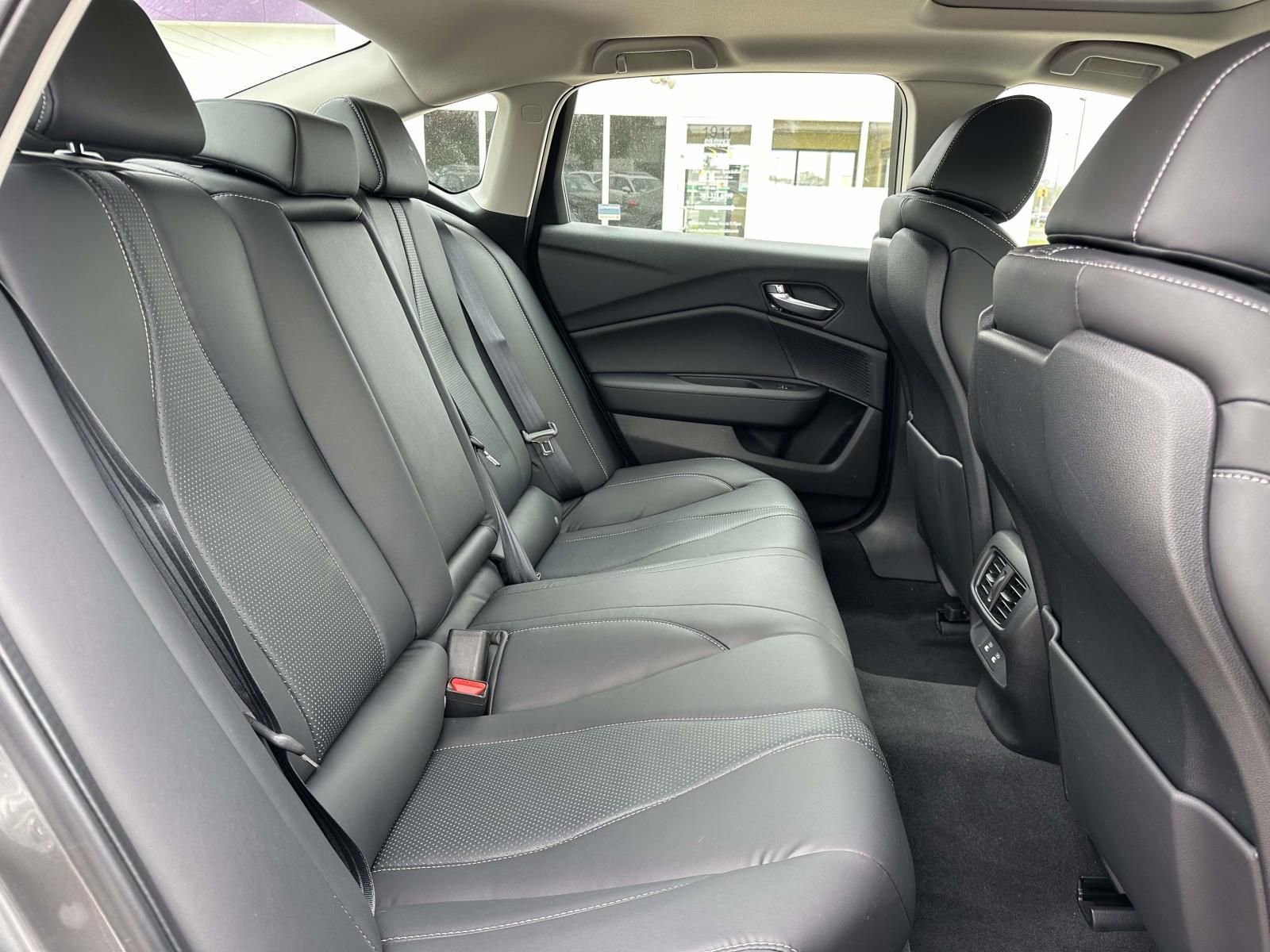 Certified 2025 Acura TLX w/ Technology Package image 11