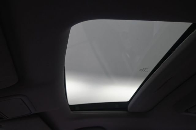 Used 2022 Honda Pilot Touring image 15