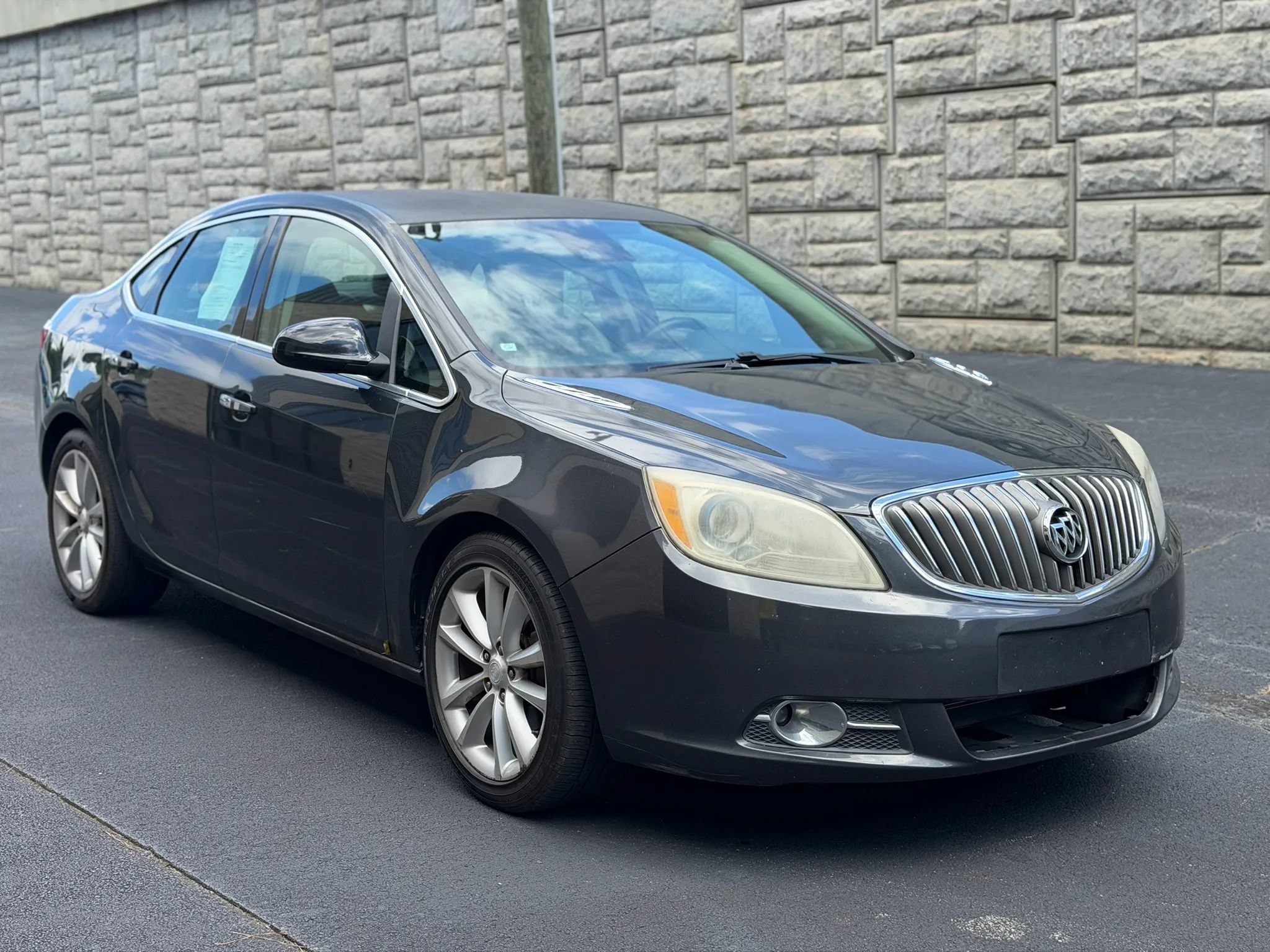Used 2015 Buick Verano Leather FWD image 4